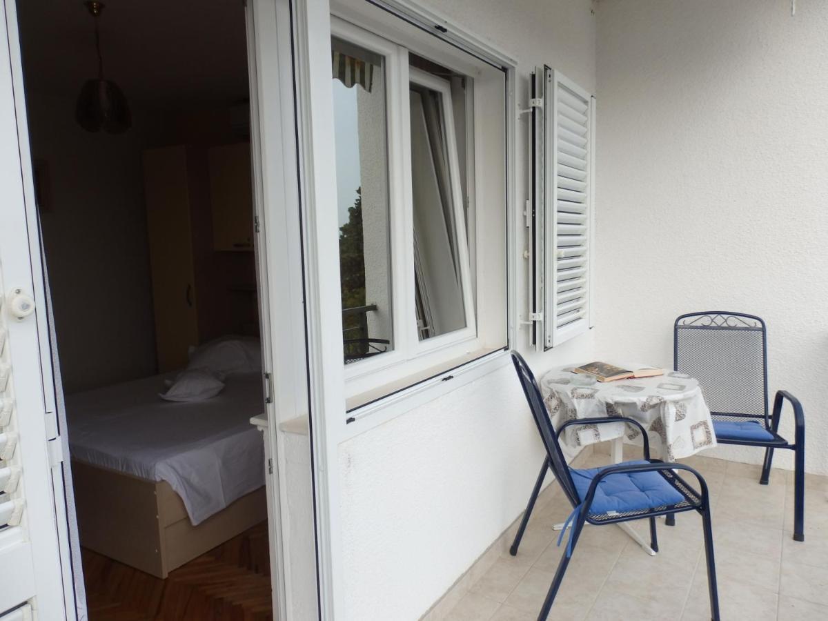 Apartmani Stipan Brela Ngoại thất bức ảnh