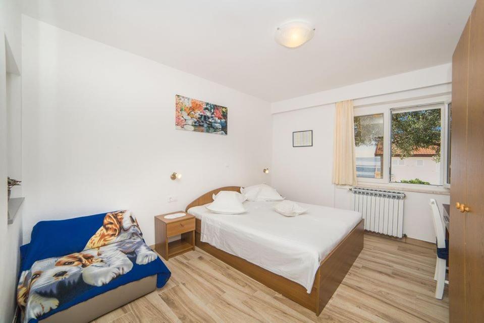Apartmani Stipan Brela Ngoại thất bức ảnh
